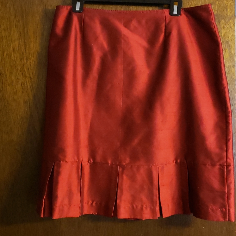 Red silk skirt, pleated hem, silk lined, size 14